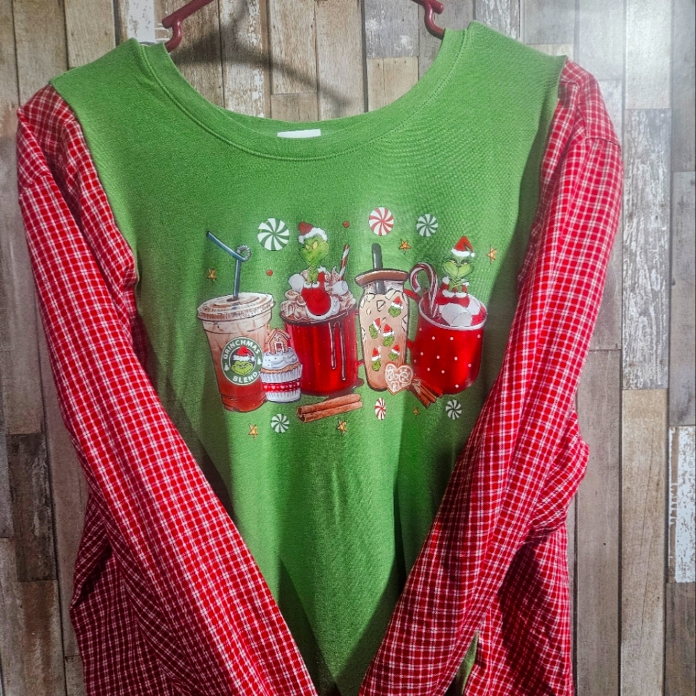 handmade/created Grinch/cotton long sleeve shirt combo